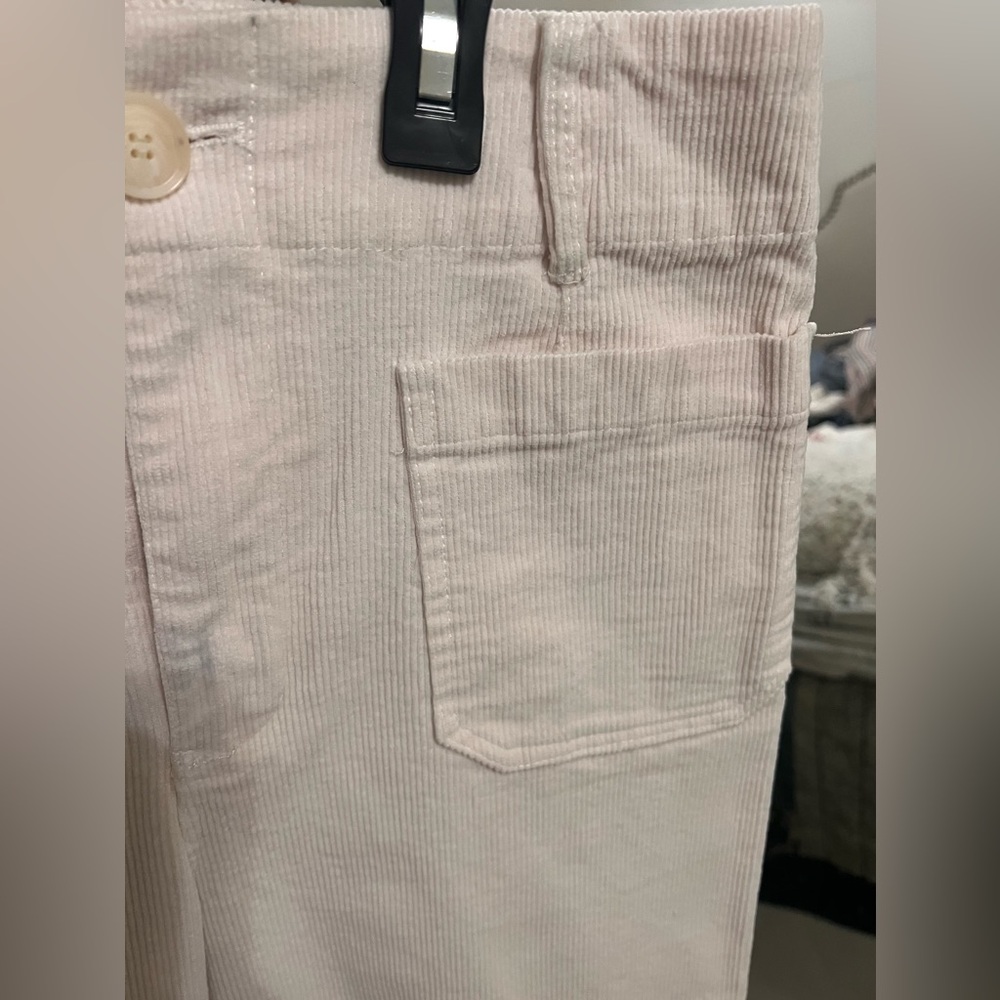 cream HIGH RISE cargo pants!! - Picture 2 of 3